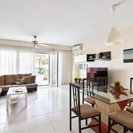 Casa Oasis * Καλέλα